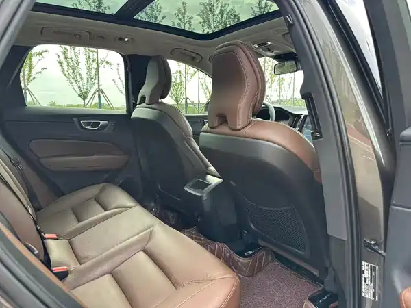 Volvo XC60 2019