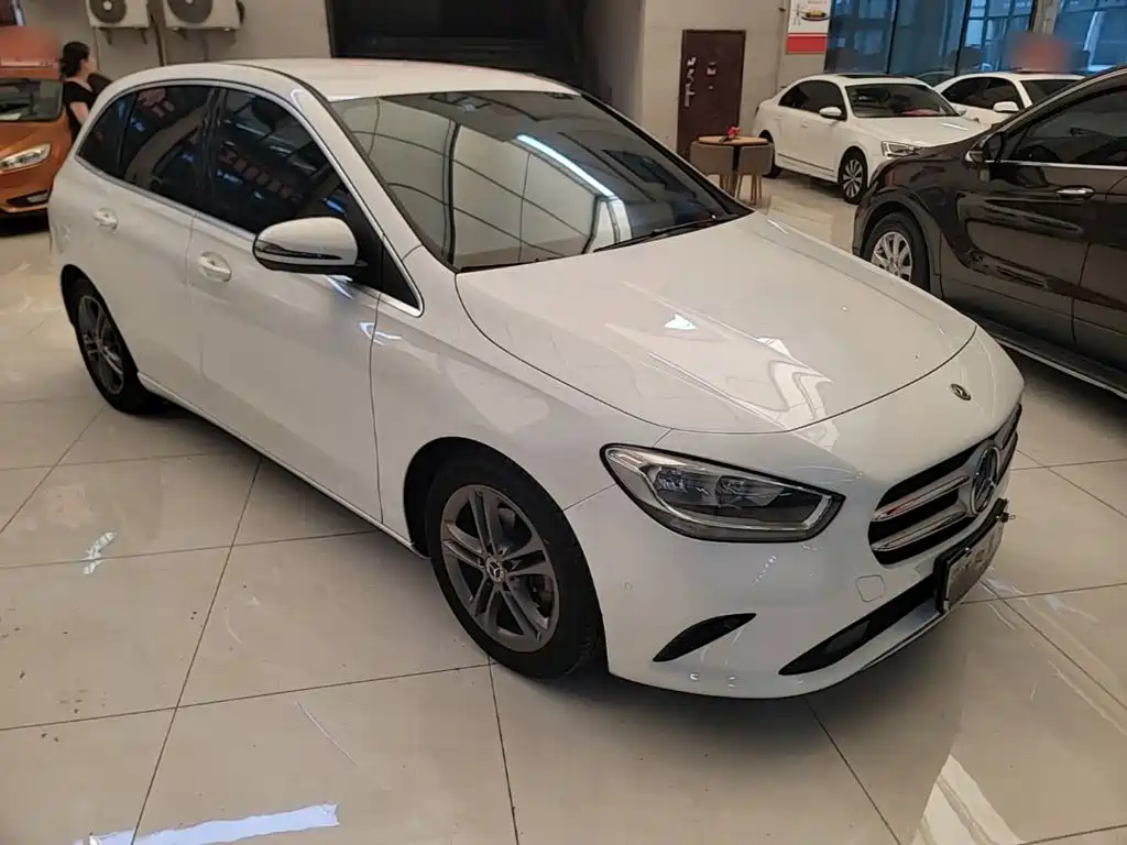 Mercedes-Benz B-Class 2020