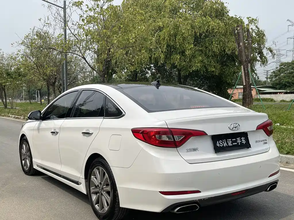 Hyundai Sonata 2016 — фото 11