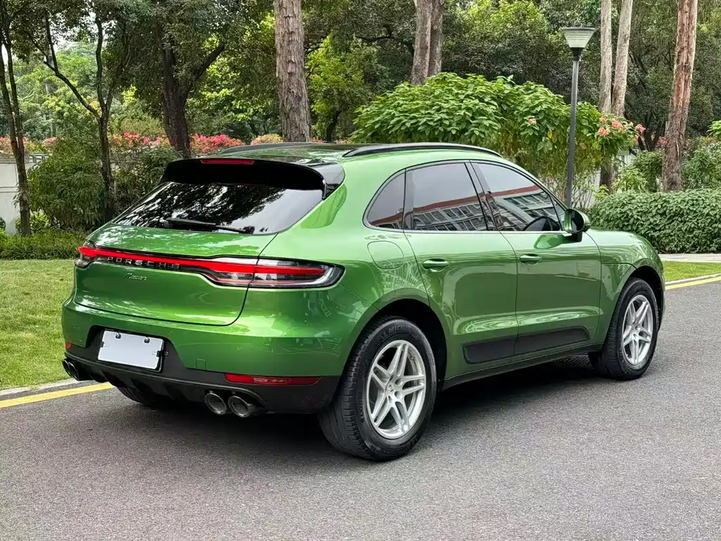Porsche Macan 2022 — фото 15