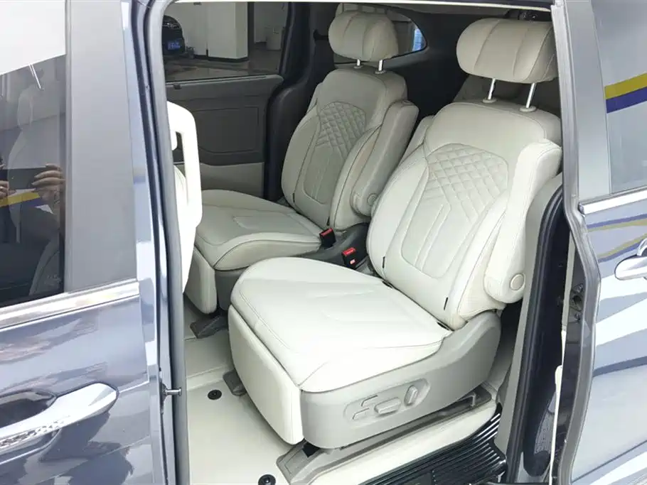 Hyundai Custo 2022 — фото 11