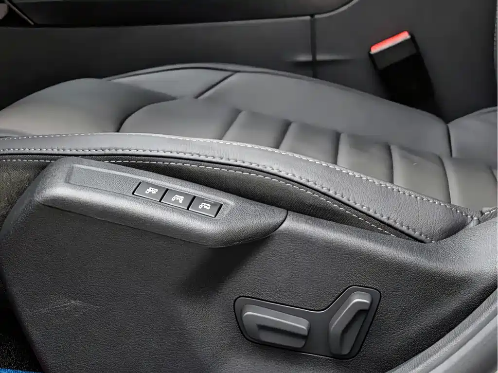 Citroen C6 2018 — фото 12