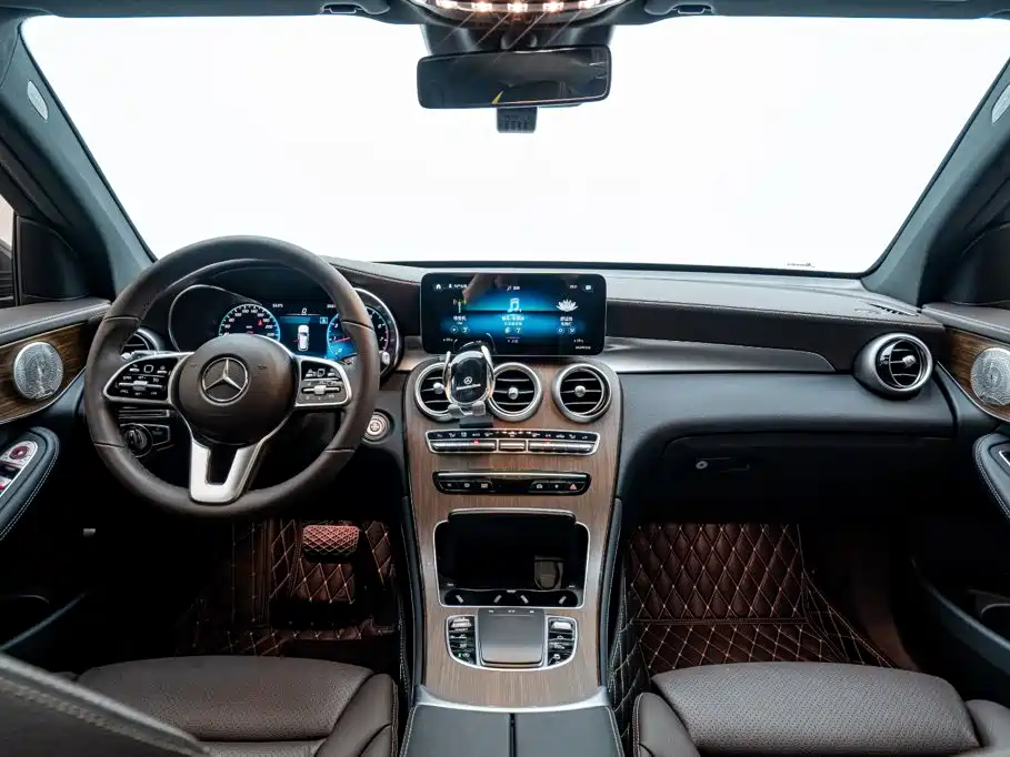 Mercedes-Benz GLC 2022 — фото 20