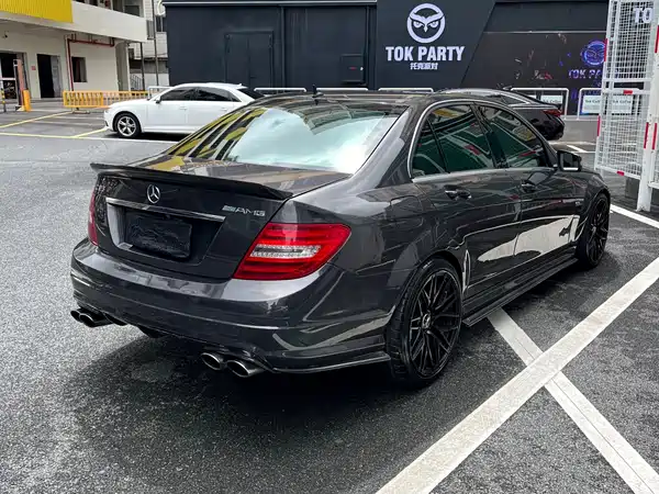 Mercedes-Benz C-Class AMG 2010