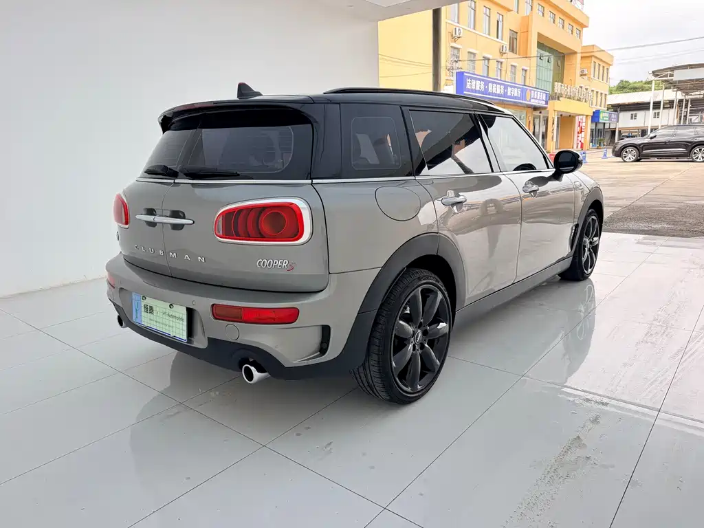 MINI Clubman 2016 — фото 11