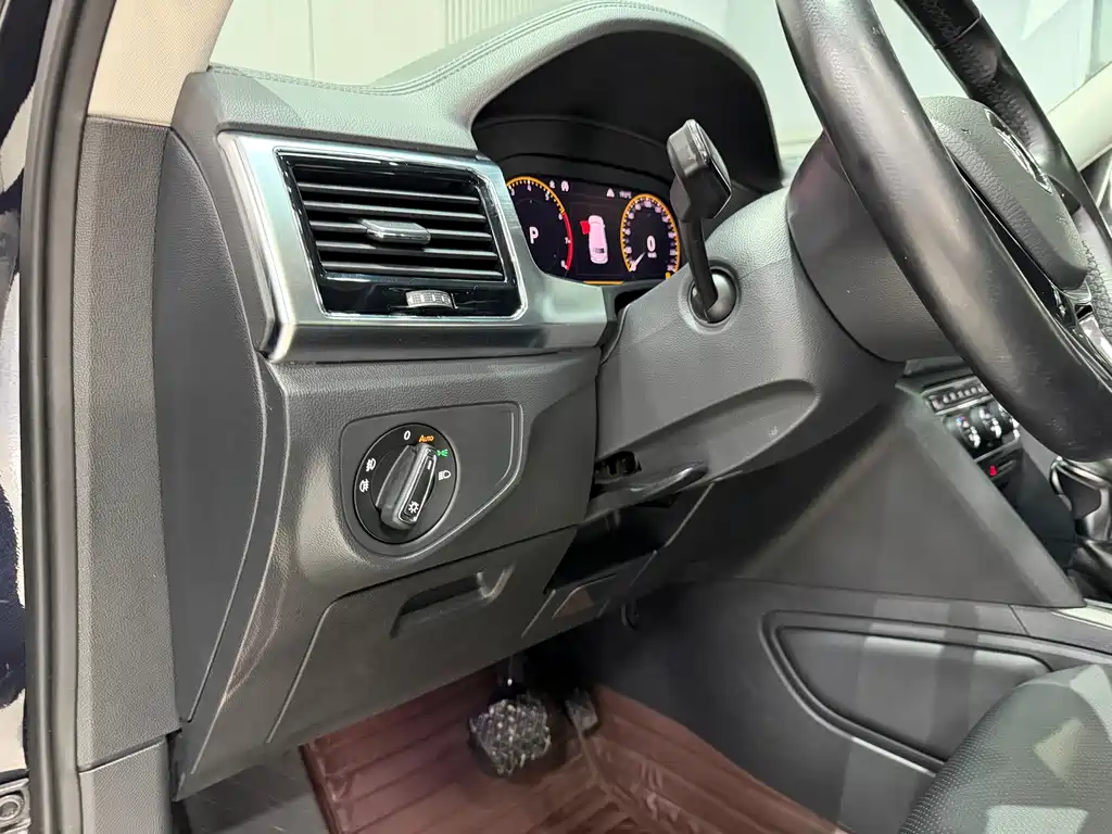 Volkswagen Teramont 2020 — фото 10