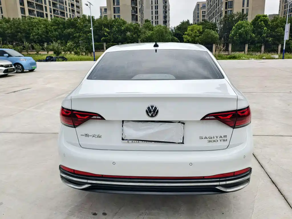 Volkswagen Sagitar 2023