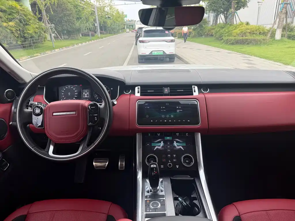 Land Rover Range Rover Sport 2018 — фото 15