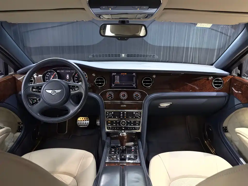 Bentley Mulsanne 2012 — фото 20