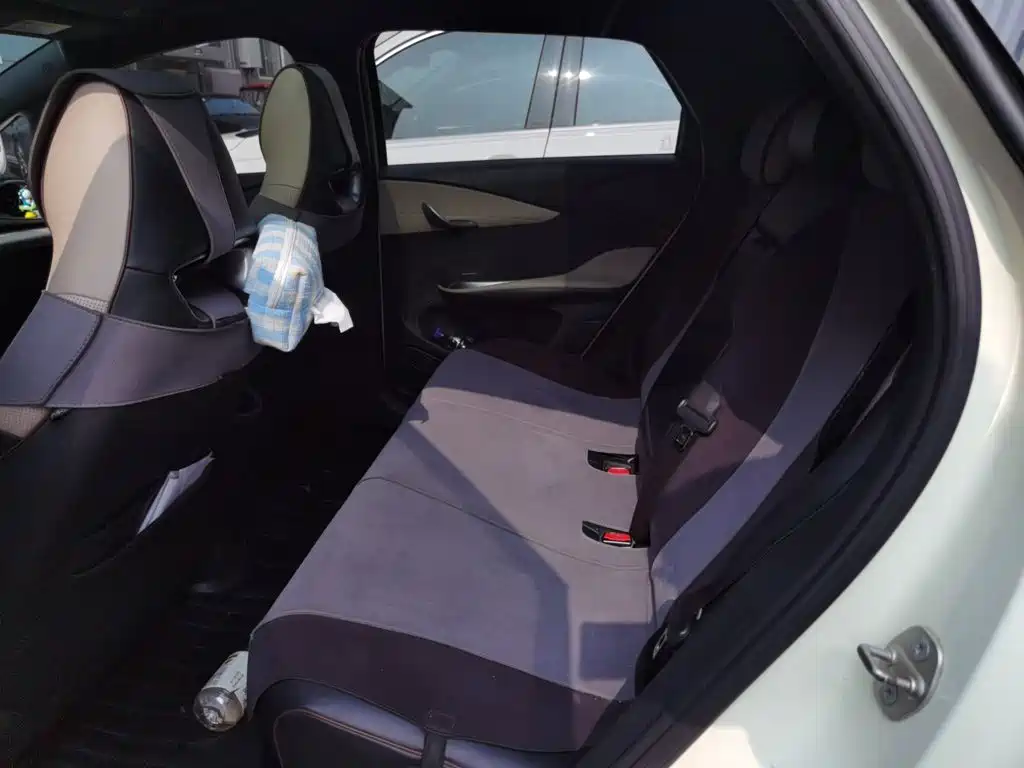 BYD Dolphin 2023 — фото 14