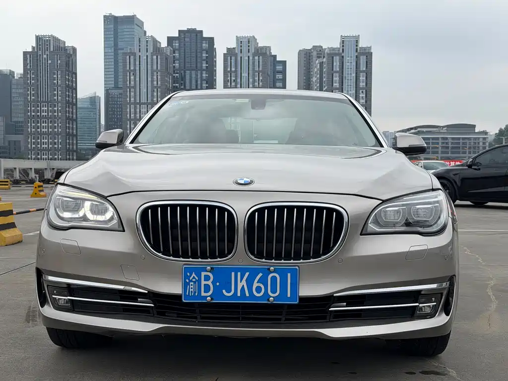 BMW 7 Series 2015 — фото 4