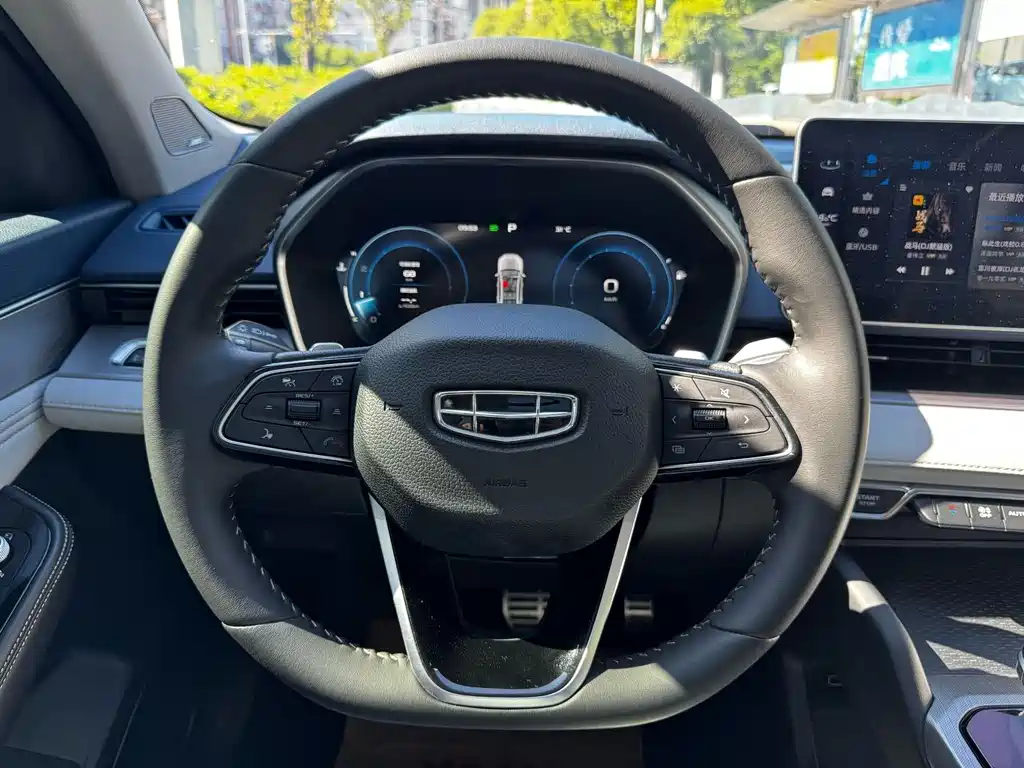 Geely Xingrui 2022 — фото 18