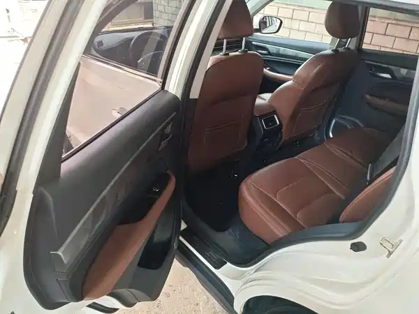 Geely Vision X6 2022