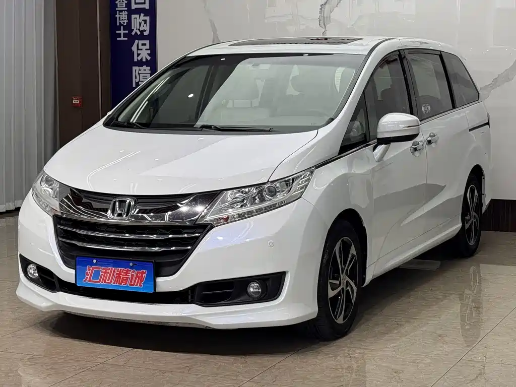 Honda Odyssey 2017 — фото 1