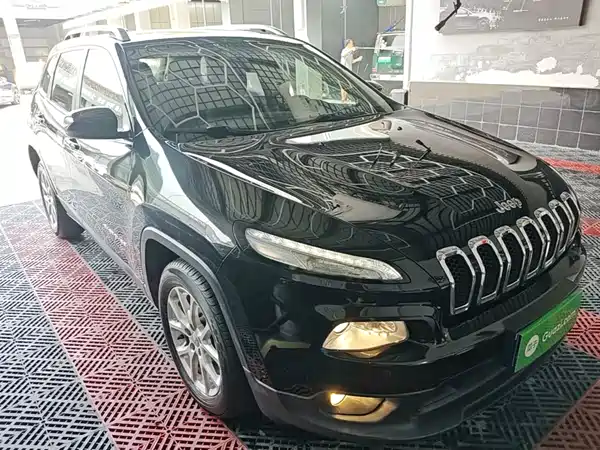 Jeep Cherokee 2016