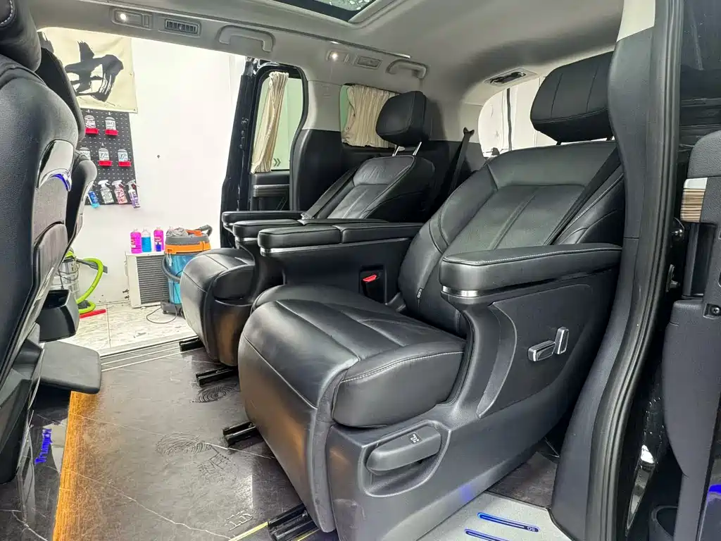 GAC Motor Trumpchi M8 2022 — фото 9