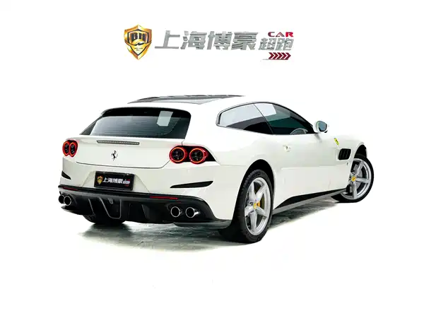 Ferrari GTC4Lusso 2019