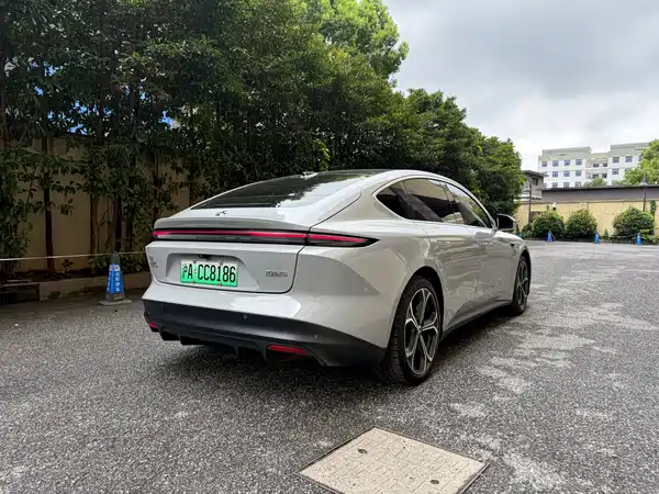 NIO ET5 2023
