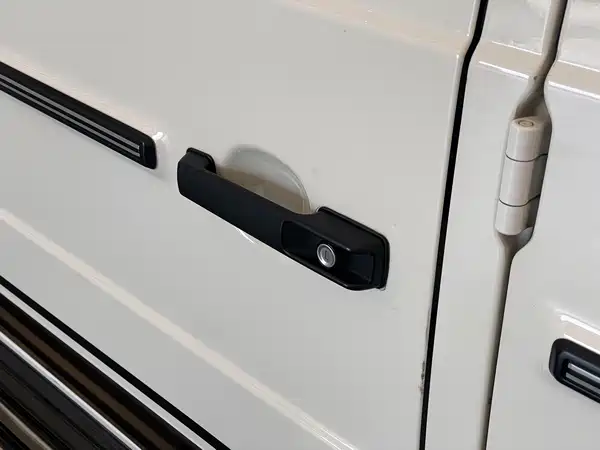 Mercedes-Benz G-Class 2021