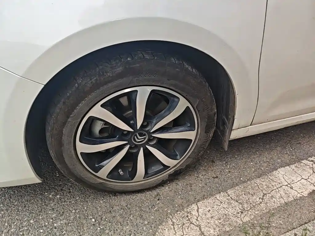 Citroën C4 Sega 2016 — фото 23