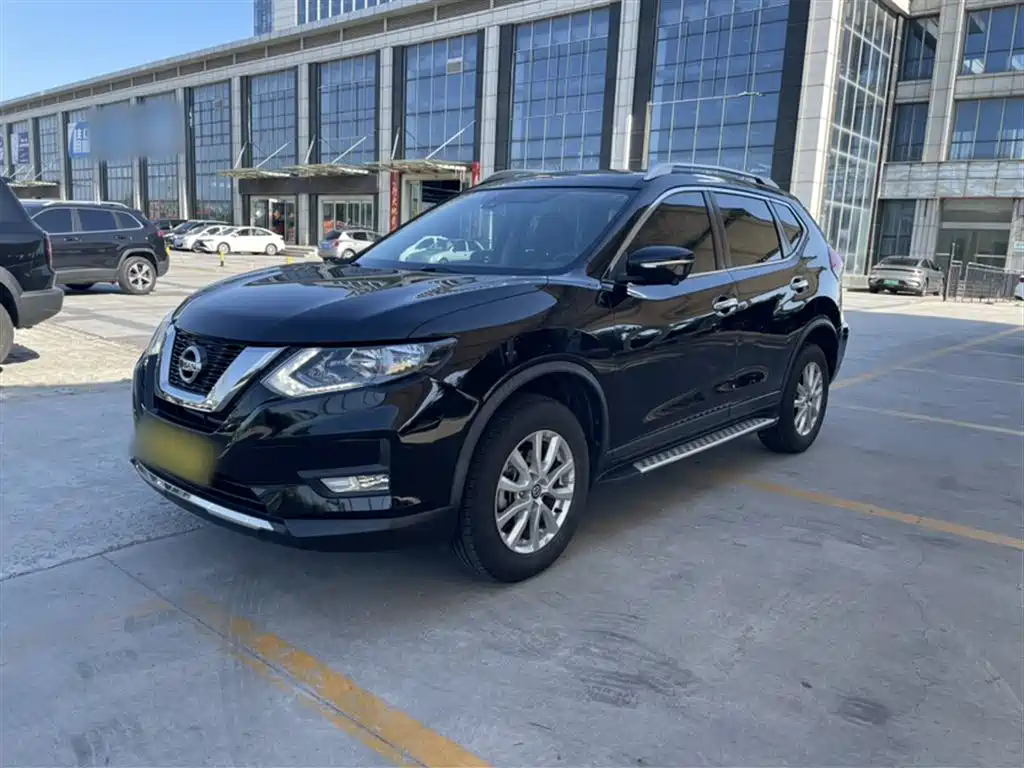 Nissan X-Trail 2018 — фото 2