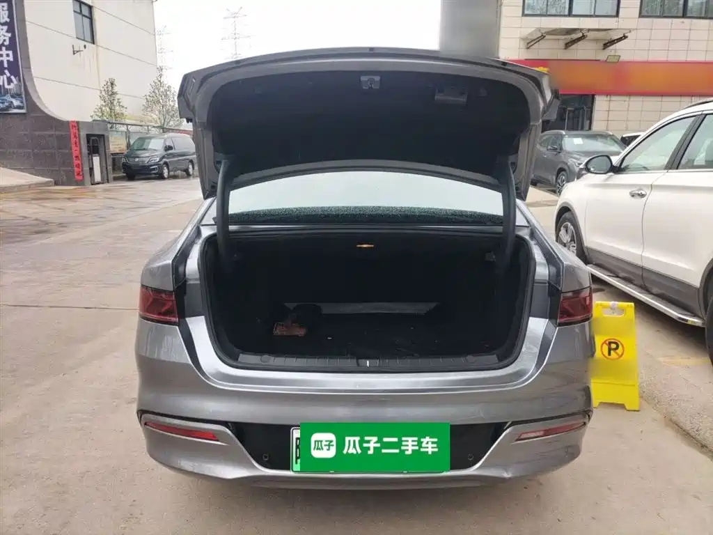 BYD Qin PLUS 2022 — фото 15