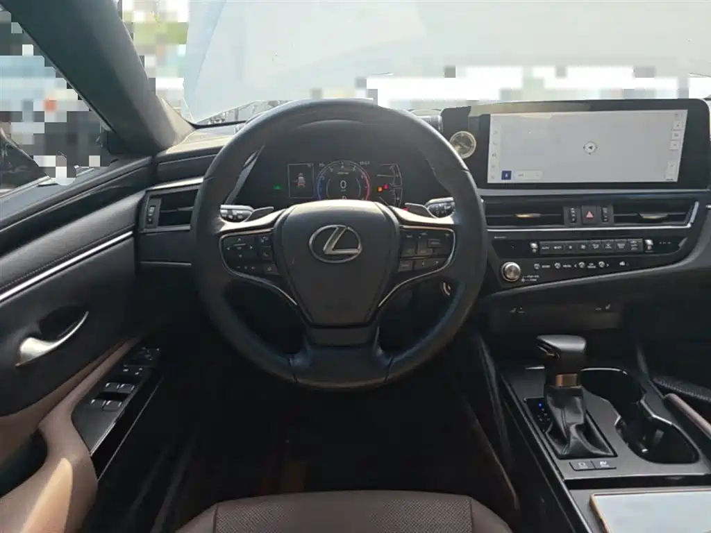 Lexus ES 2022 — фото 11