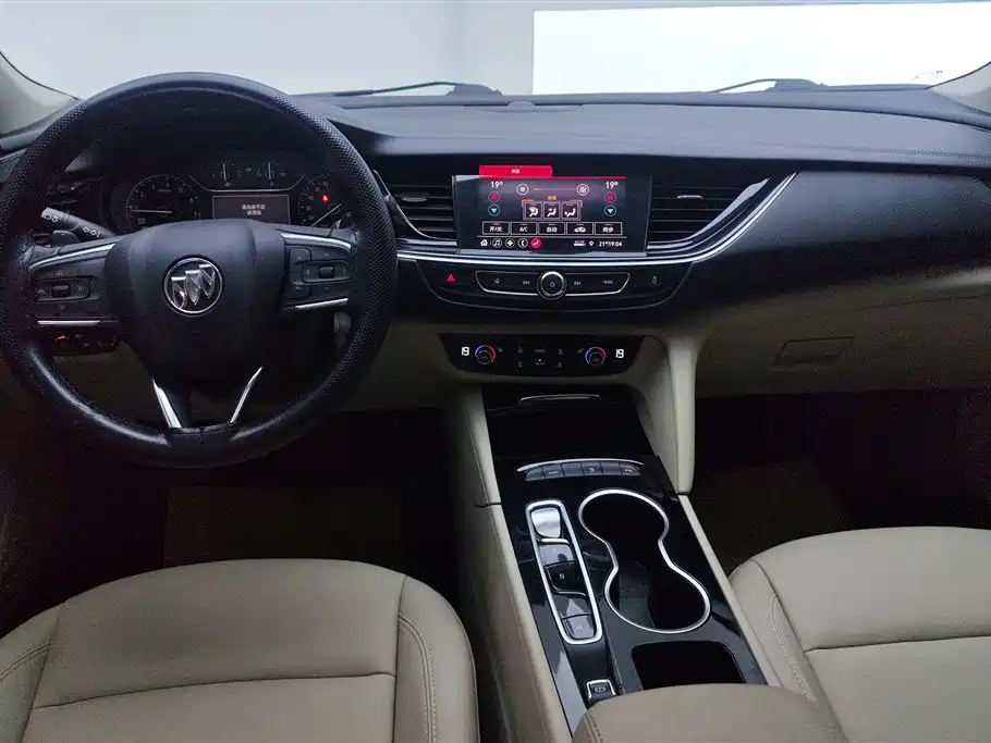 Buick Regal 2021 — фото 12