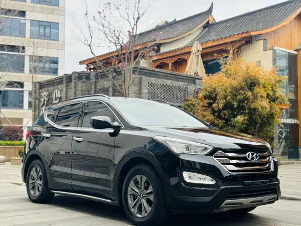 Hyundai Santa Fe 2013