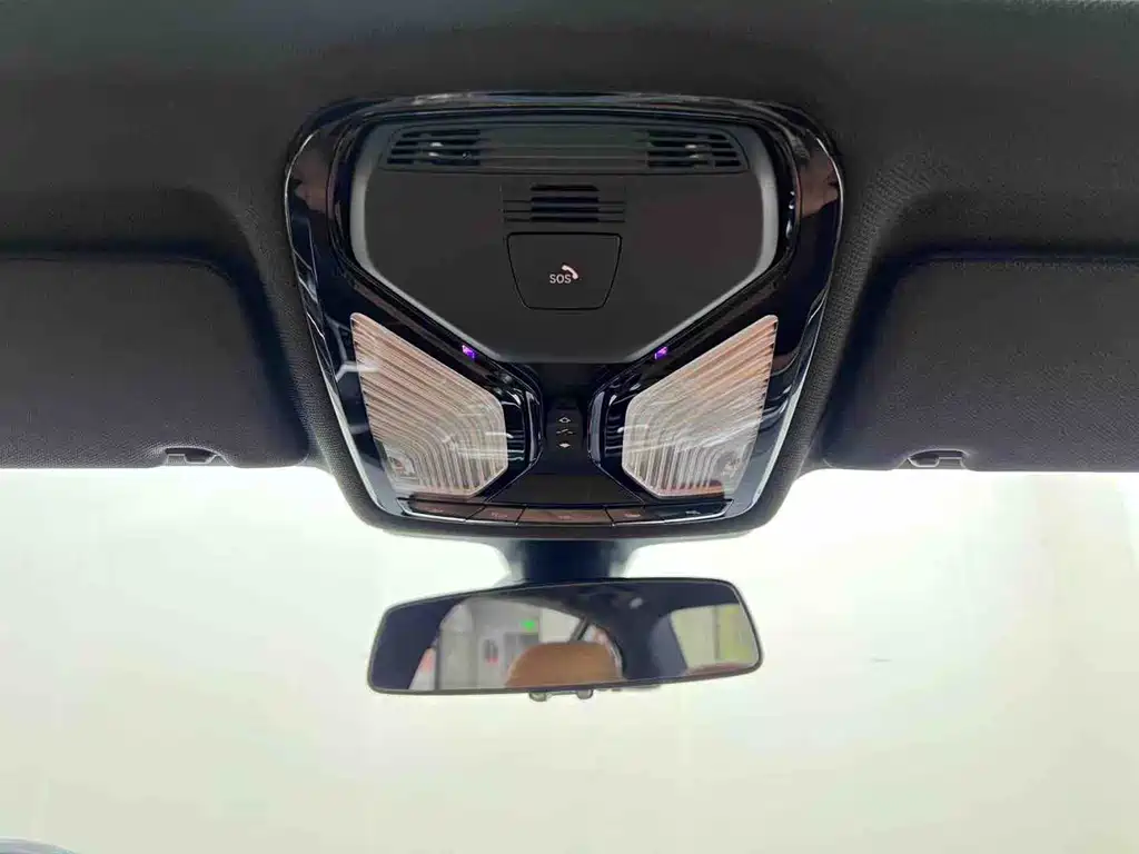 BMW 5 Series 2020 — фото 18