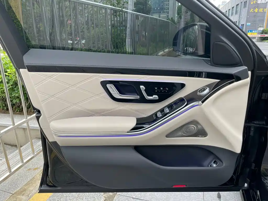 Mercedes-Benz Maybach S-Class 2024 — фото 10