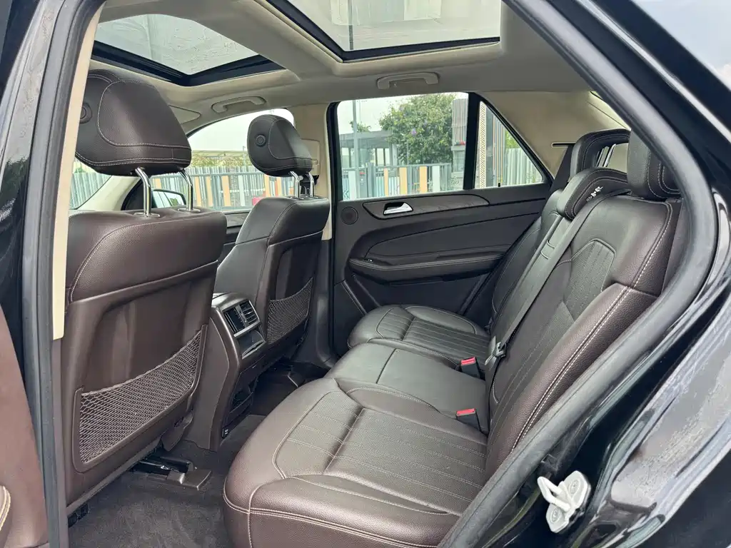 Mercedes-Benz GLE 2018 — фото 13