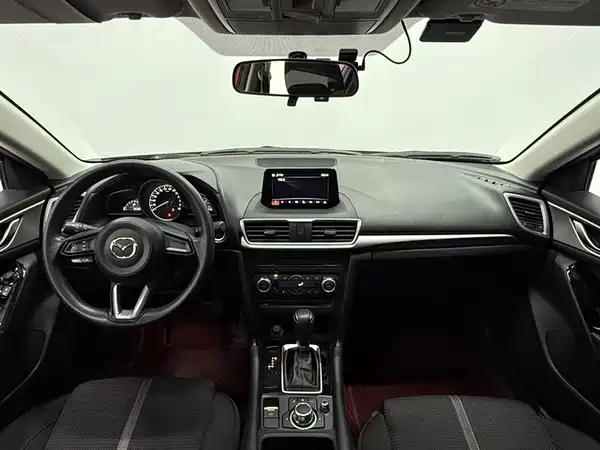 Mazda 3 Axela 2020