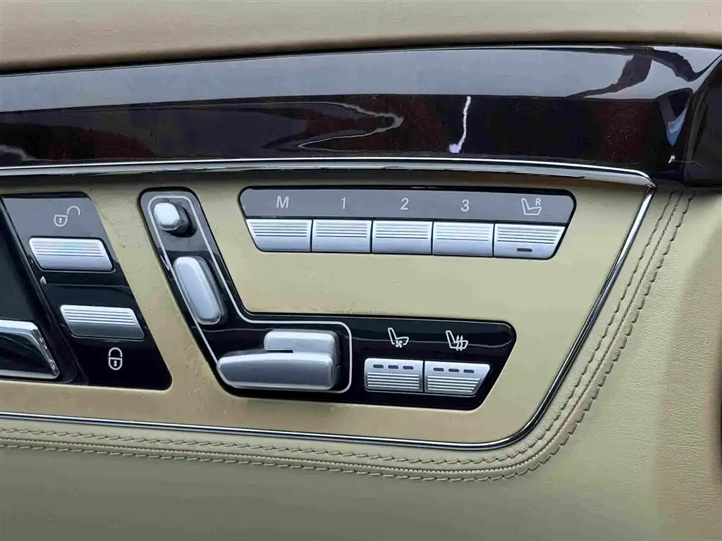 Mercedes-Benz S-Class 2012 — фото 21