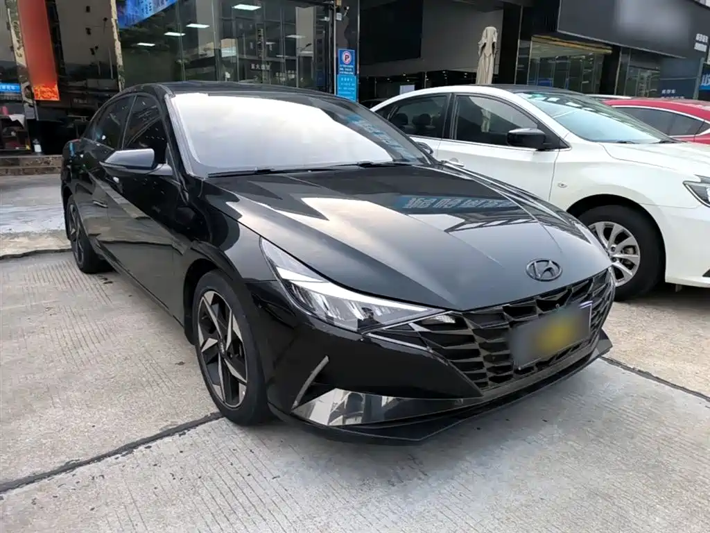 Hyundai Elantra 2021 — фото 4