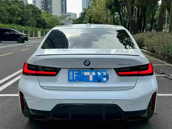BMW 3 Series 2023