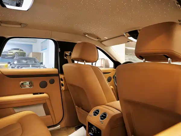 Rolls-Royce Ghost 2024