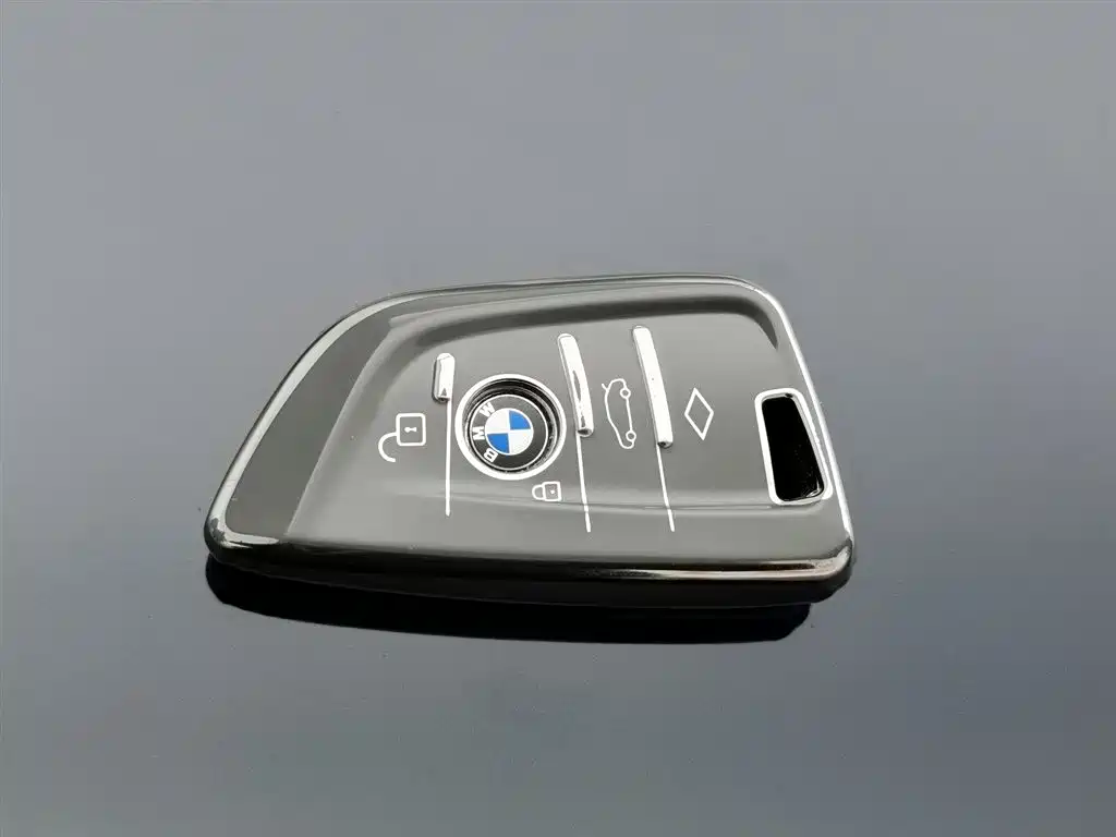 BMW 5 Series 2023 — фото 19