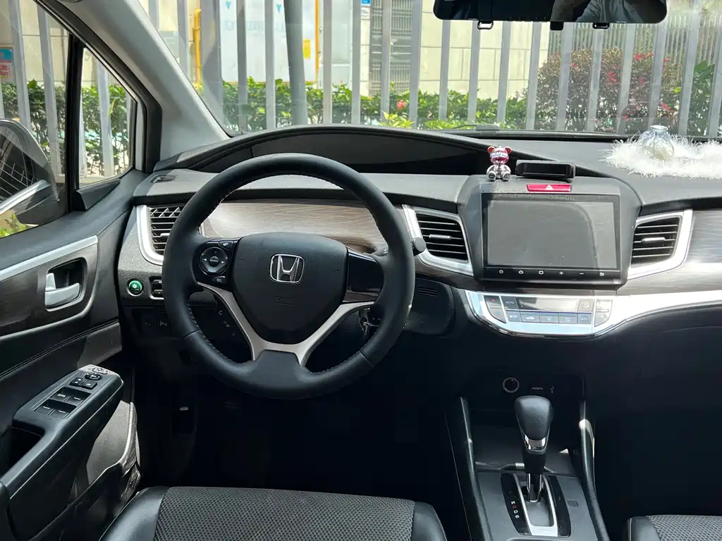Honda Jade 2017 — фото 17