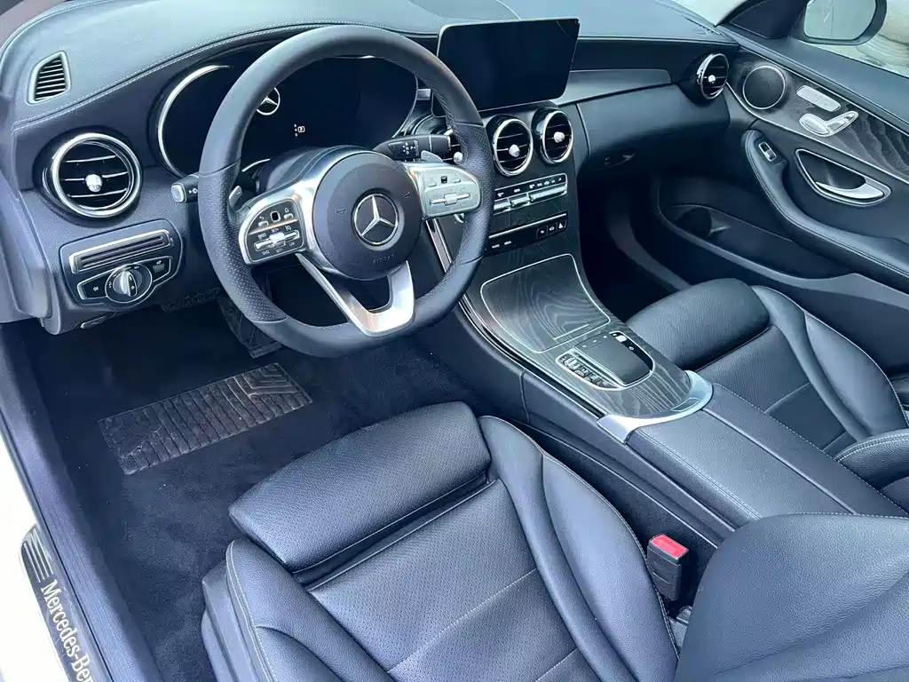 Mercedes-Benz C-Class 2021