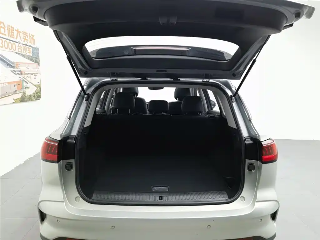 Roewe RX5 MAX 2020 — фото 16