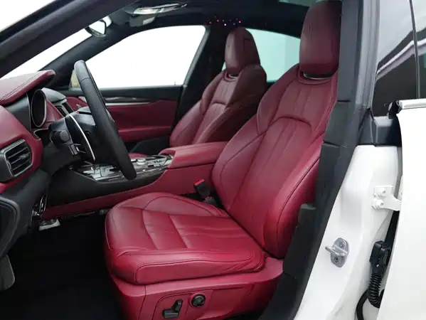 Maserati Levante 2017