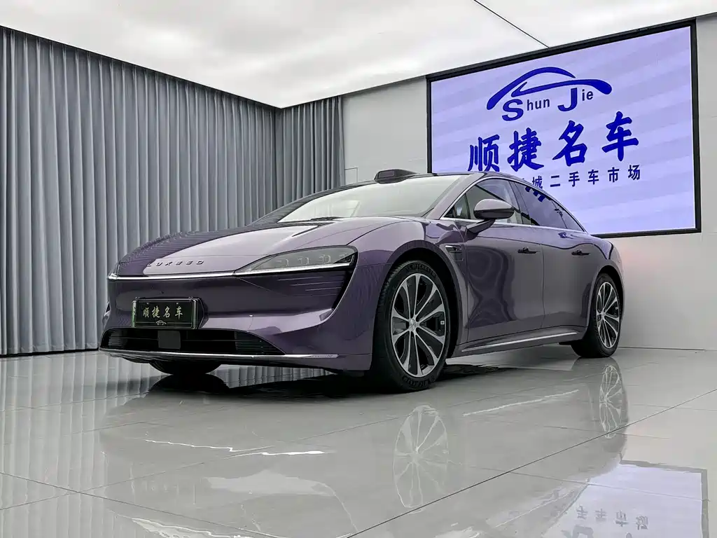 Luxeed Zhijie S7 2025