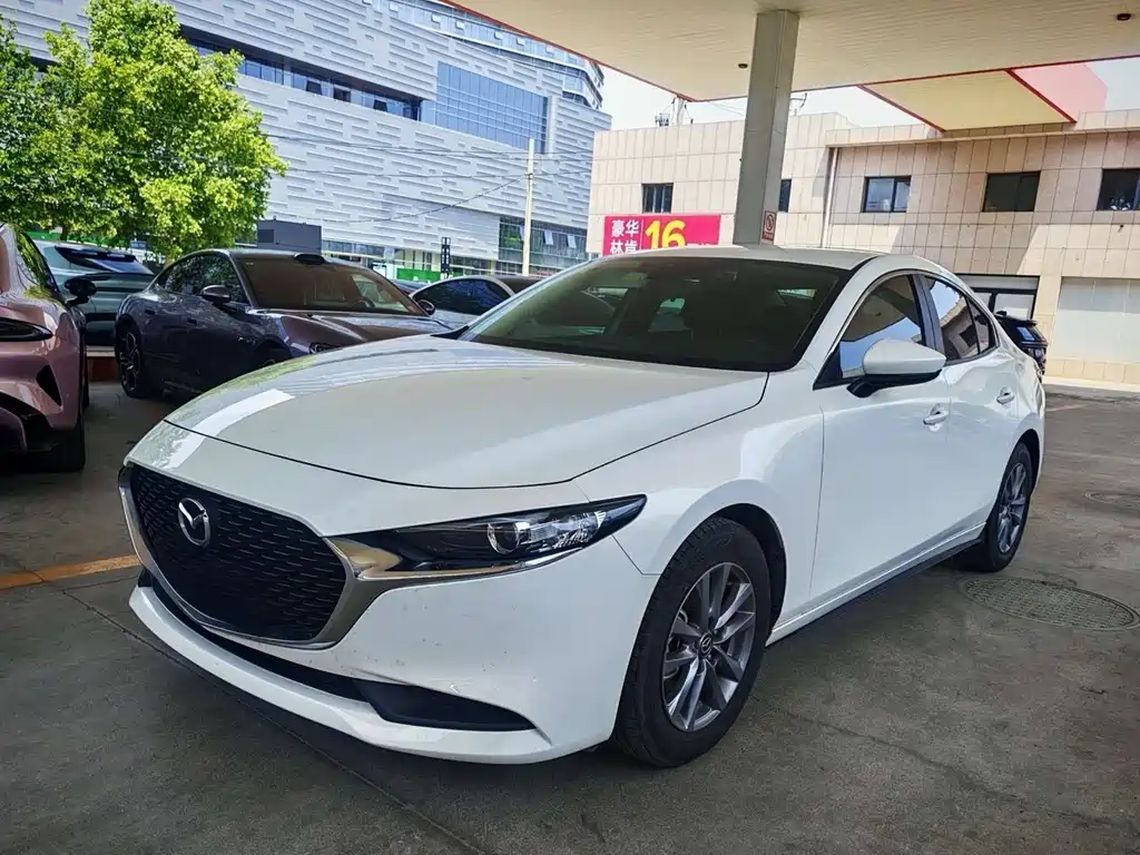 Mazda 3 Axela 2021