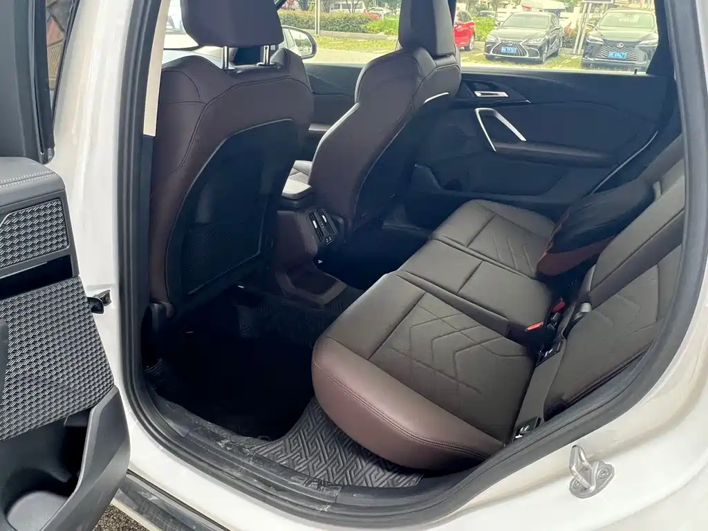 BMW X1 2023 — фото 11