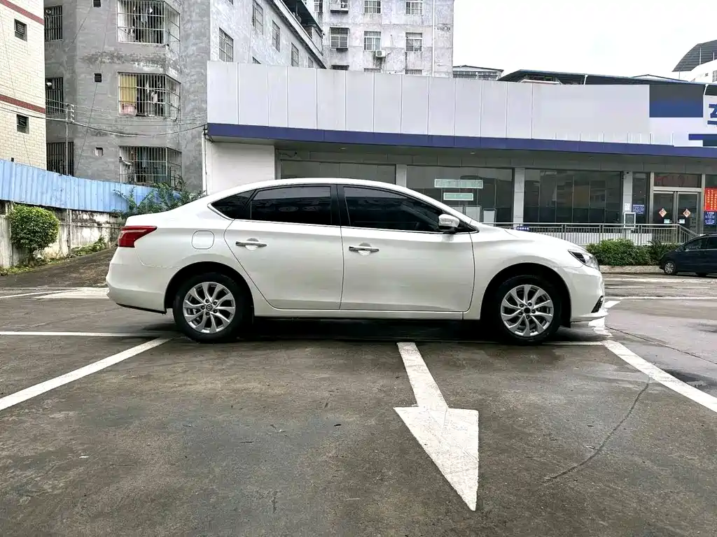 Nissan Sylphy 2018 — фото 8