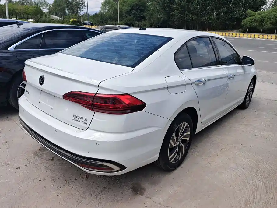 Volkswagen Bora 2022