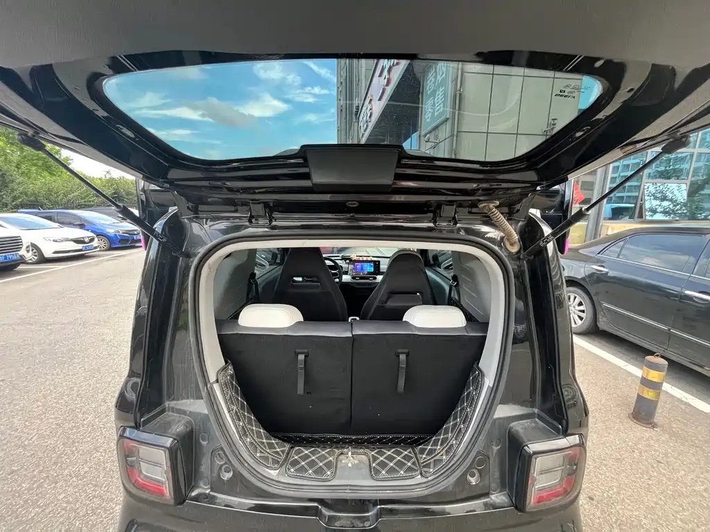 Geely Galaxy Panda 2025 — фото 11