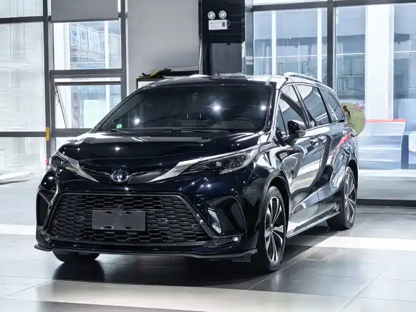 Toyota Granvia 2023