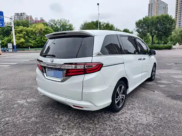 Honda Odyssey 2015